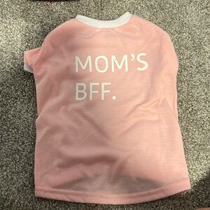Pink Top Paw Mom’s BFF Dog Shirt. Size S.